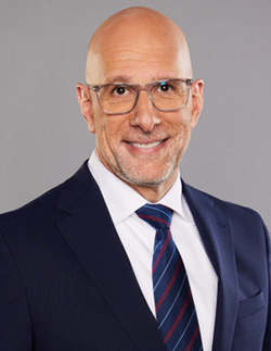Dan Shulman headshot
